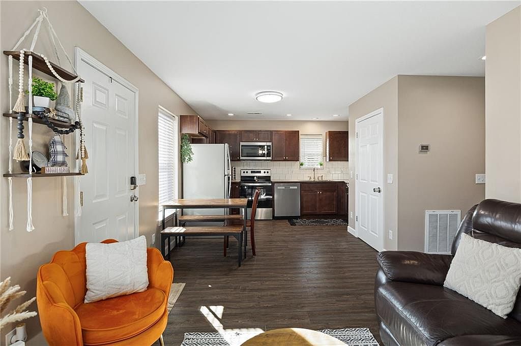 724 S 21st Street — photo 5