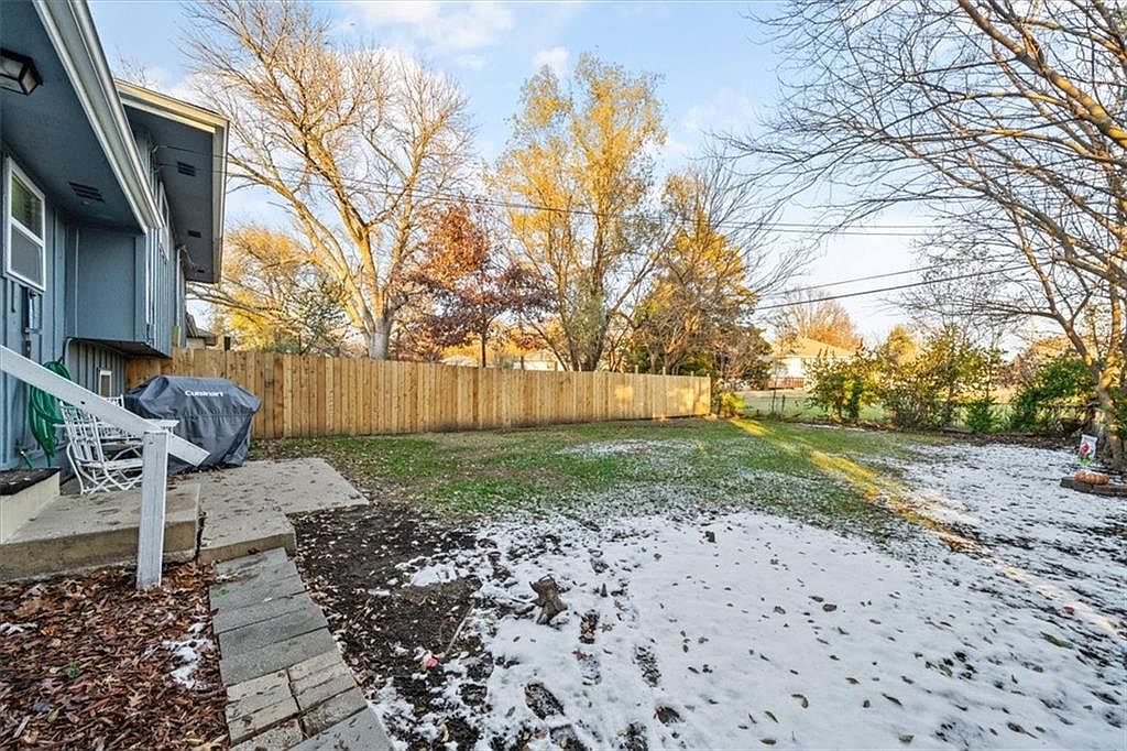726 S Ridgeview Road — photo 15