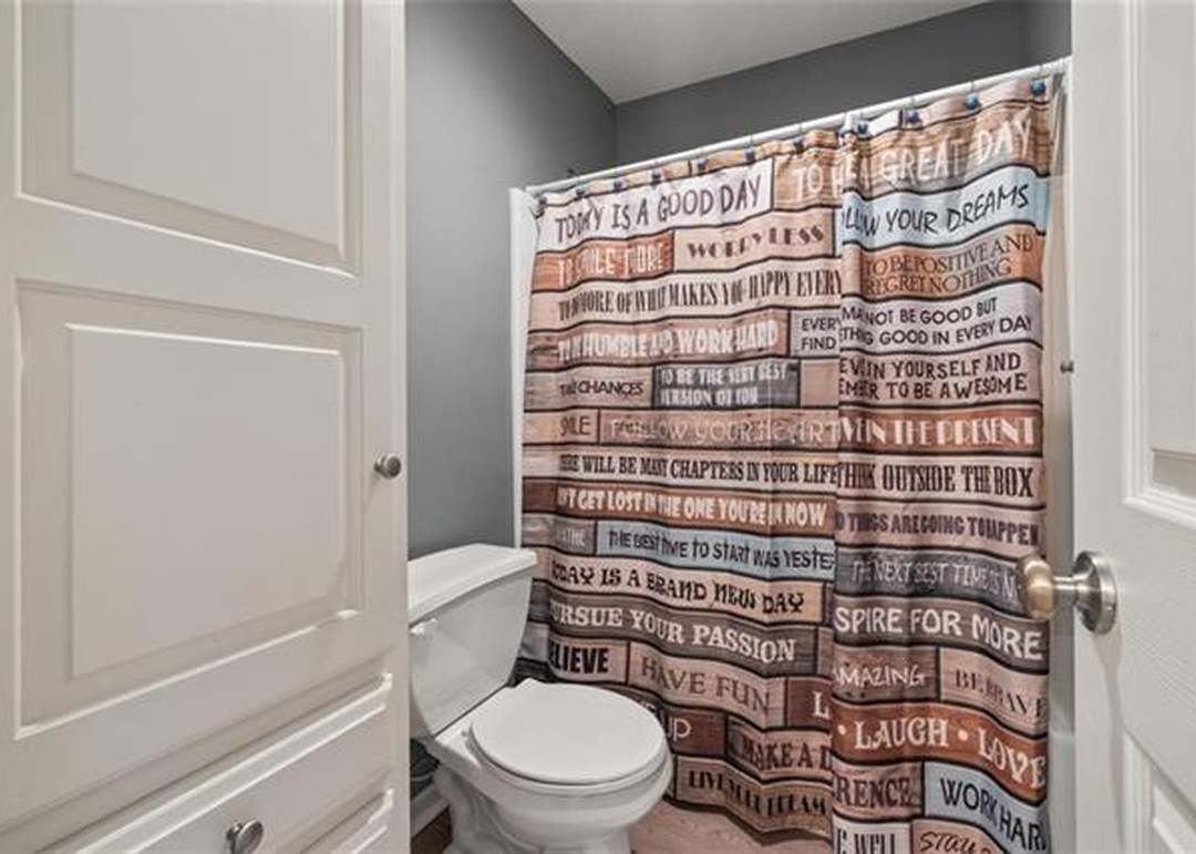 7303 NE 84th Court — photo 18