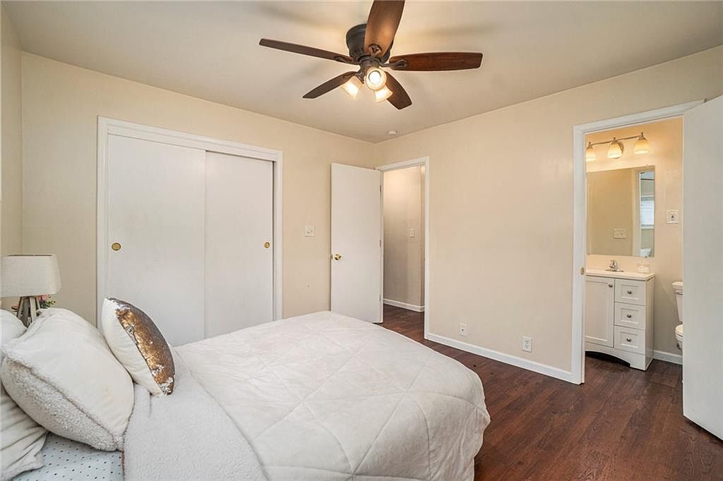 7306 E 108TH Terrace — photo 9