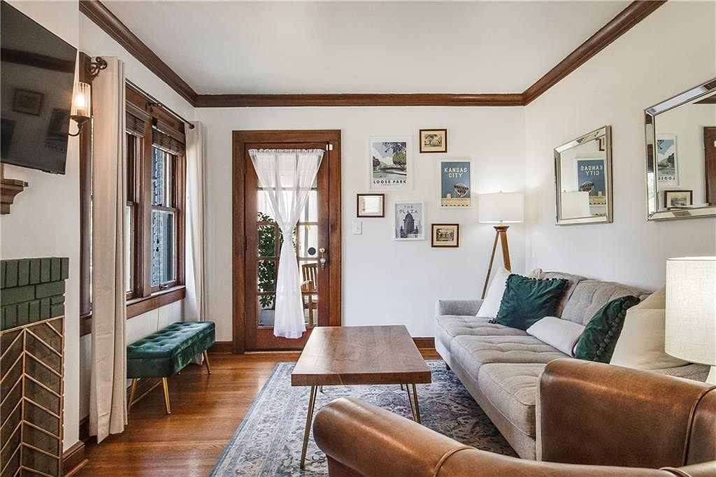 7326 Walnut Street — photo 6