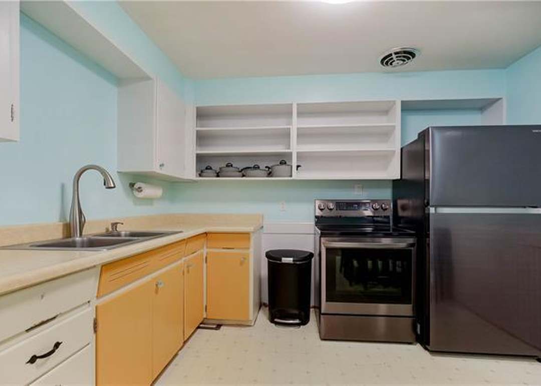 7400 E 105 Street — photo 17
