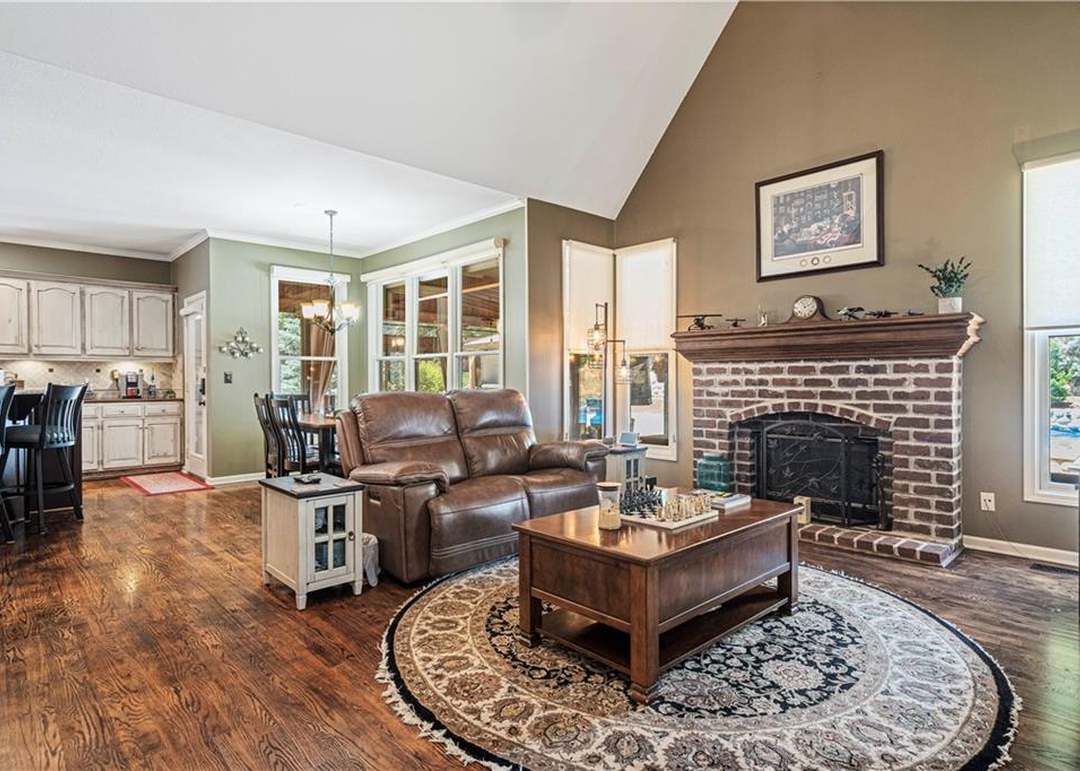7405 Albervan Street — photo 18