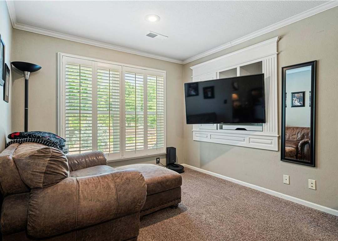 7405 Albervan Street — photo 33