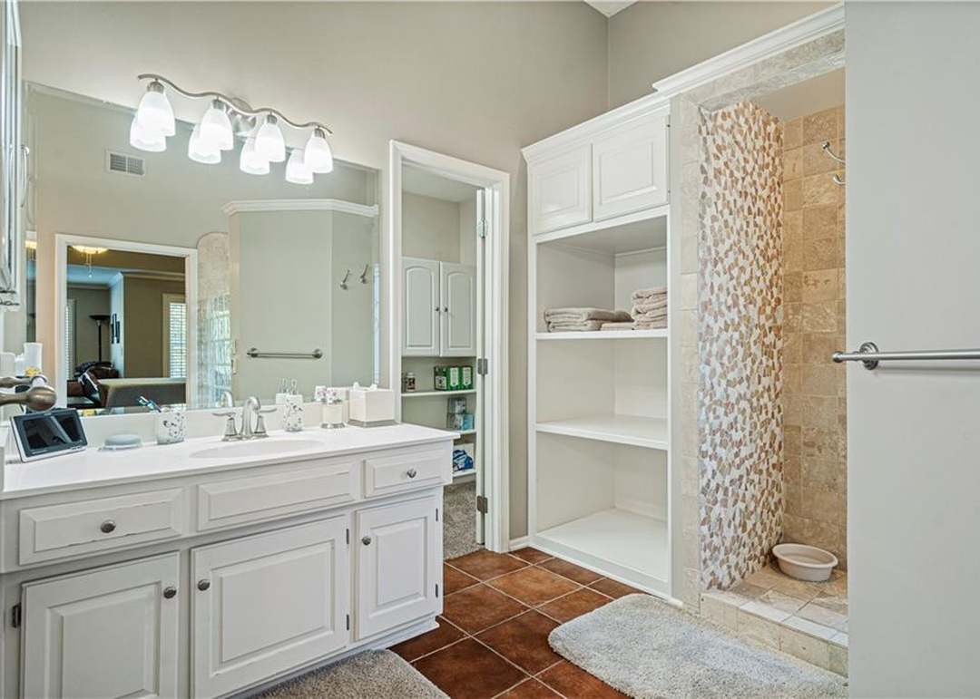 7405 Albervan Street — photo 35
