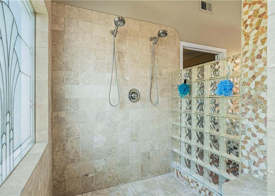 7405 Albervan Street — photo 36