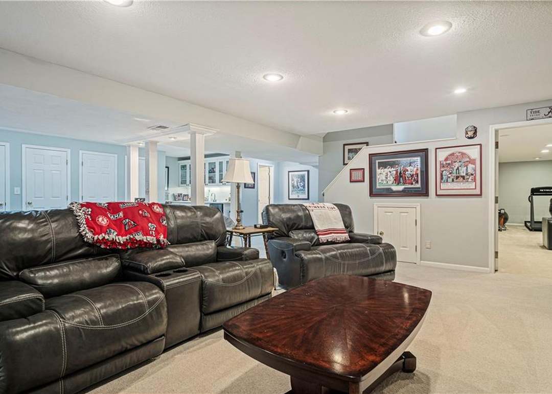 7405 Albervan Street — photo 49