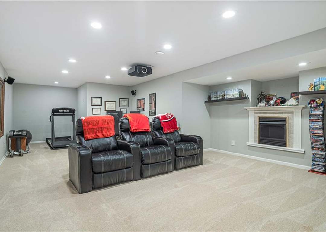 7405 Albervan Street — photo 50