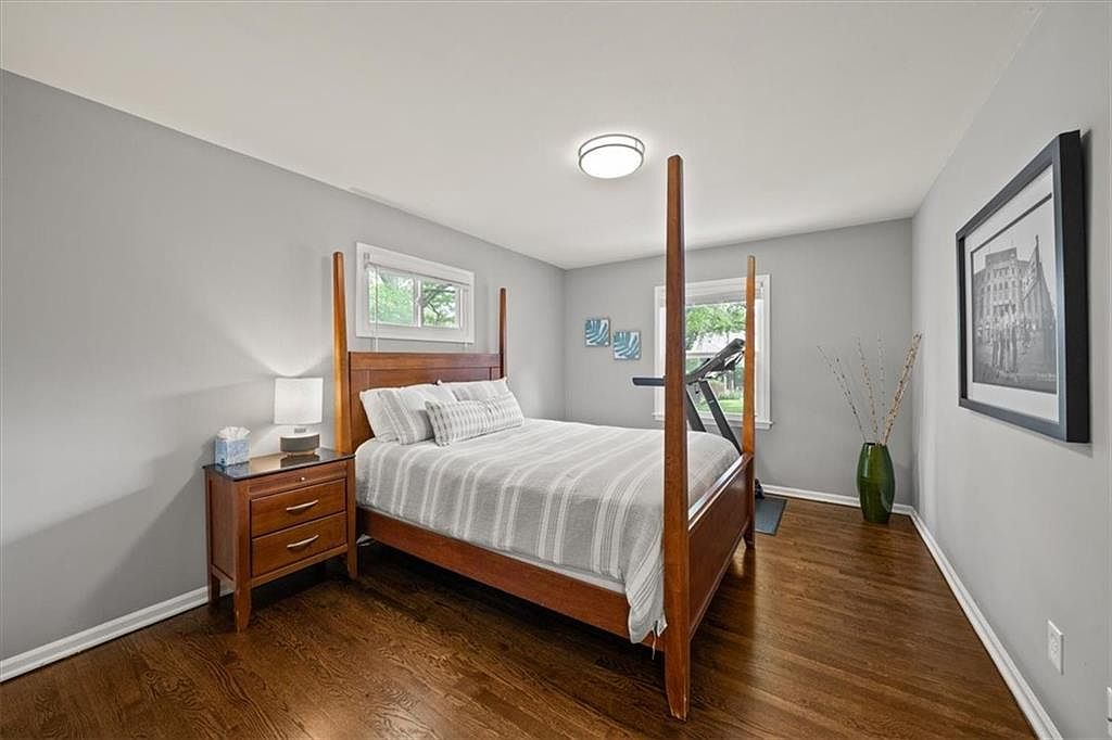 7409 W 99th Street — photo 22