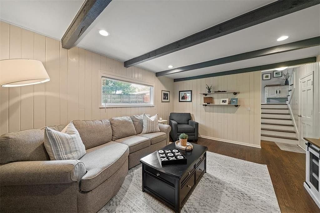 7409 W 99th Street — photo 32