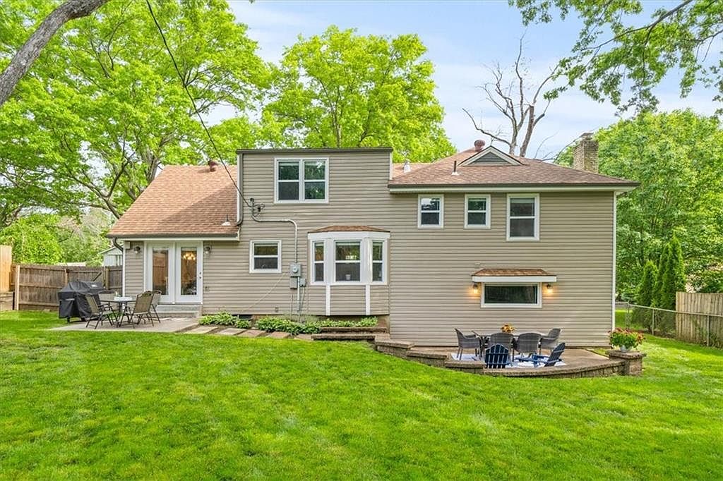 7409 W 99th Street — photo 36