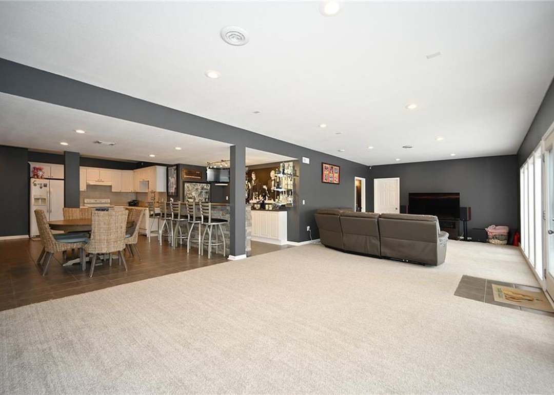 7418 N Chas Drive — photo 32