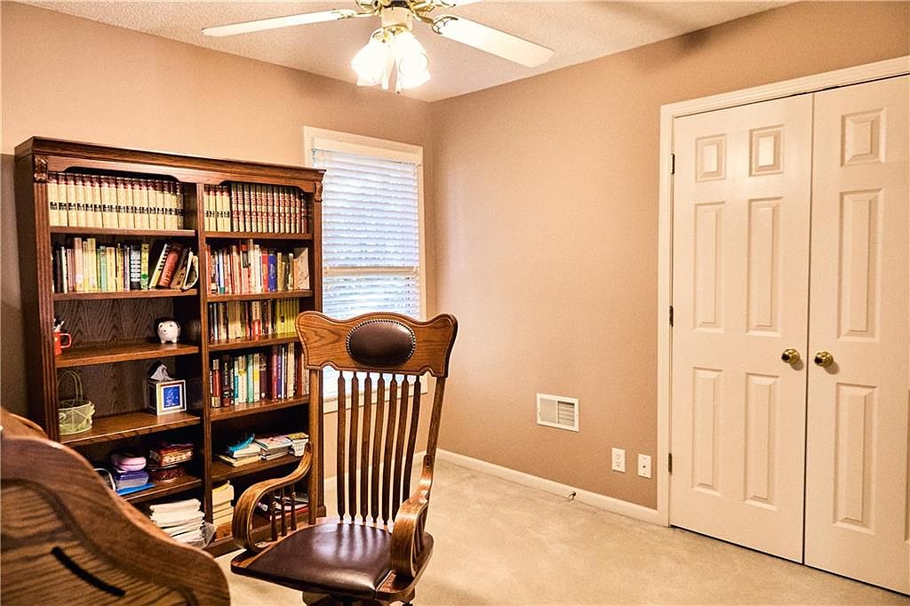 7430 N Sycamore Avenue — photo 29