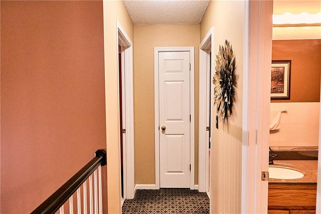 7430 N Sycamore Avenue — photo 32