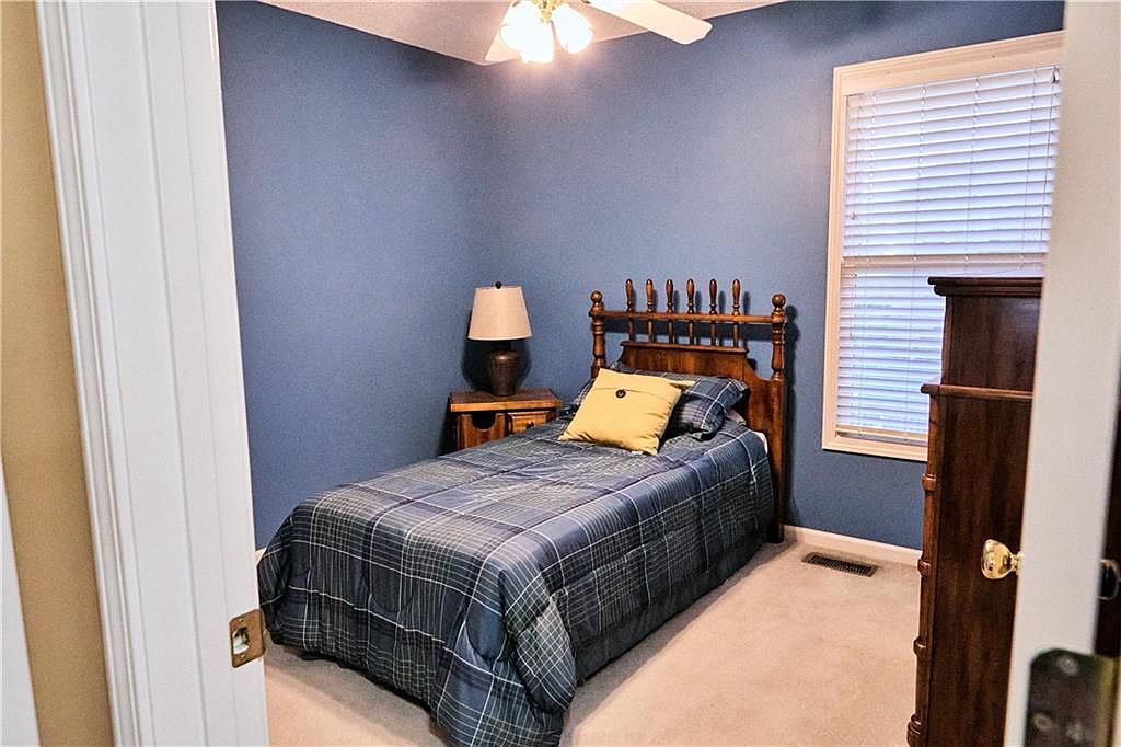 7430 N Sycamore Avenue — photo 35