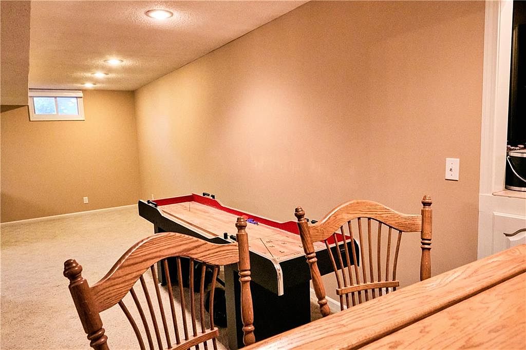 7430 N Sycamore Avenue — photo 45