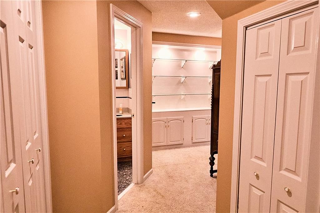 7430 N Sycamore Avenue — photo 47