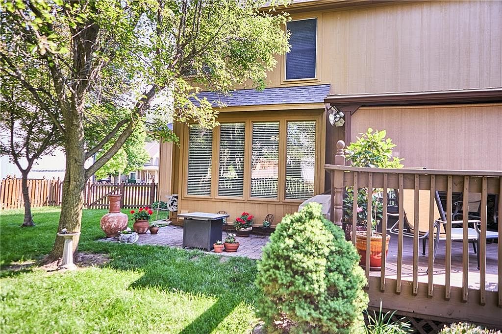 7430 N Sycamore Avenue — photo 59