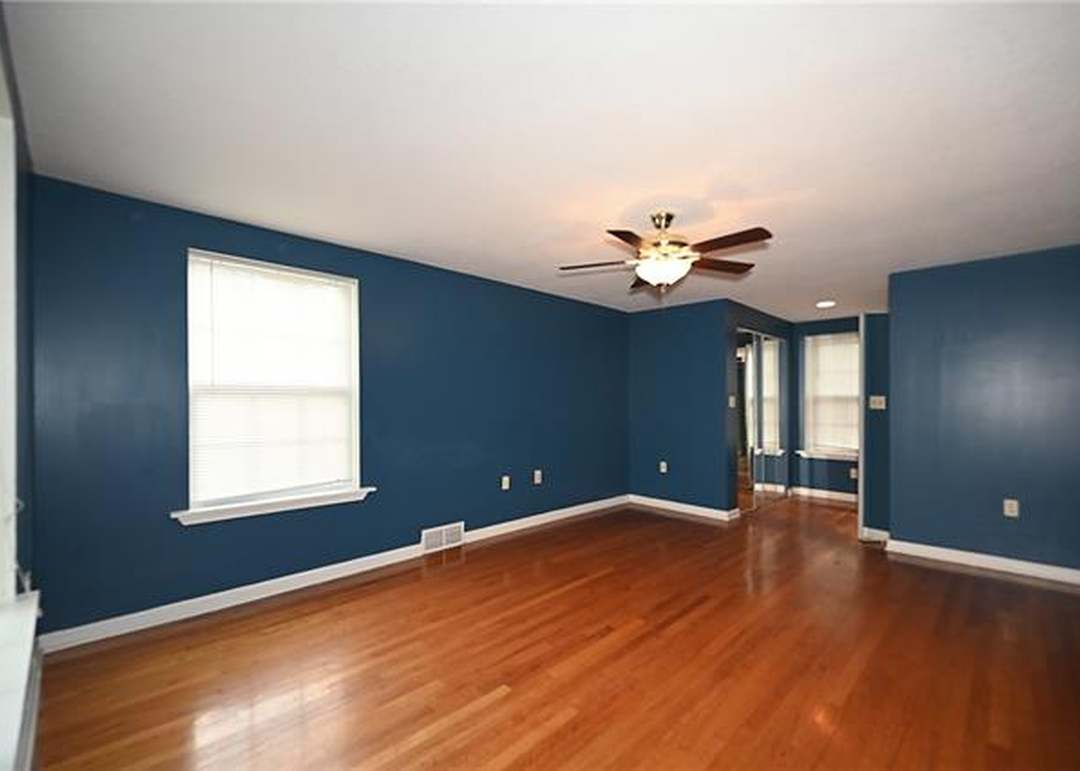 7443 Charlotte Street — photo 24