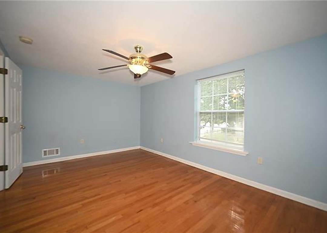 7443 Charlotte Street — photo 25