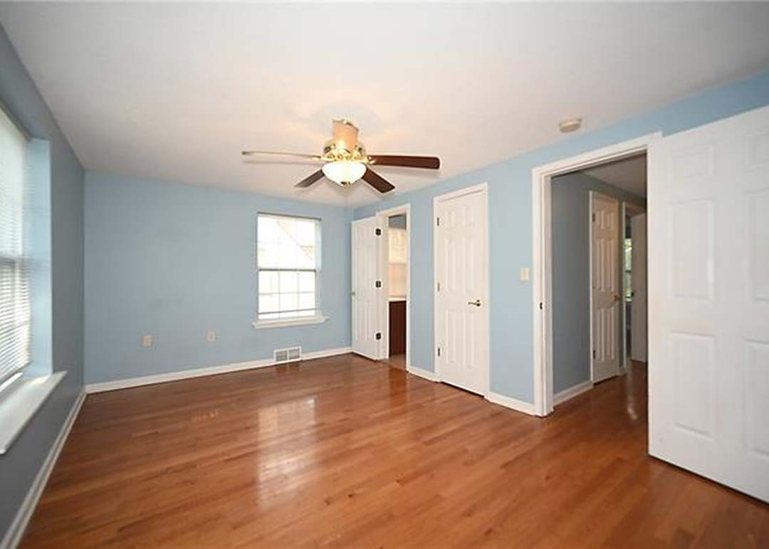 7443 Charlotte Street — photo 26