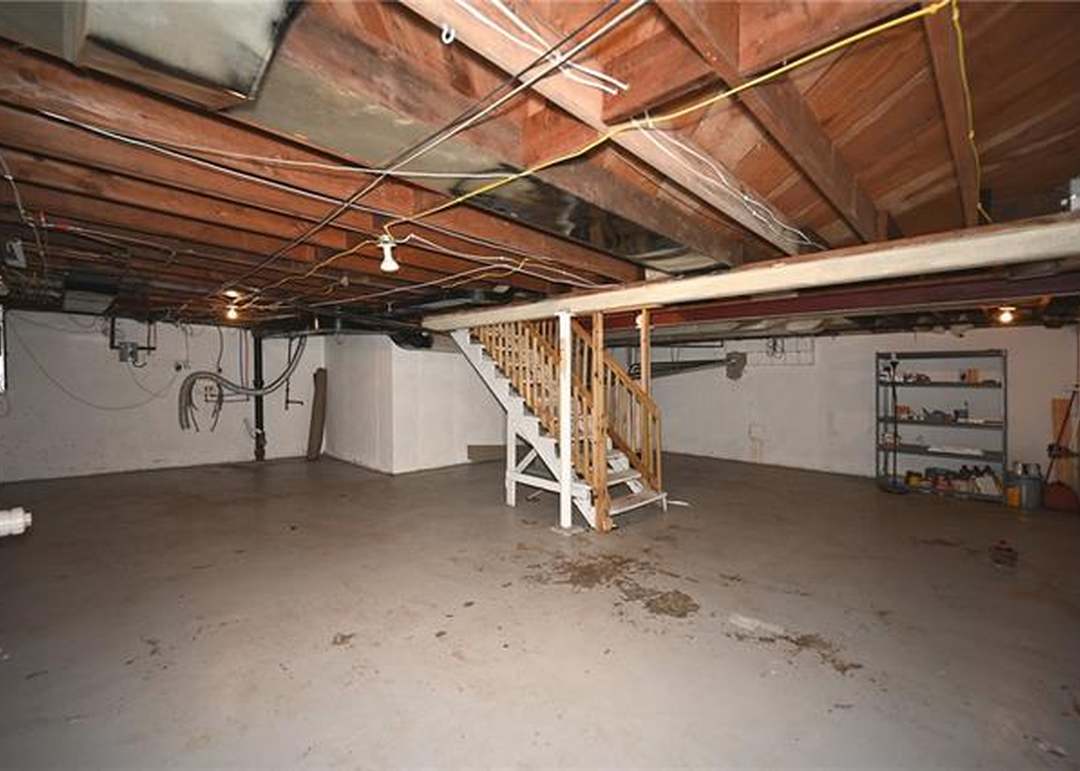 7443 Charlotte Street — photo 34