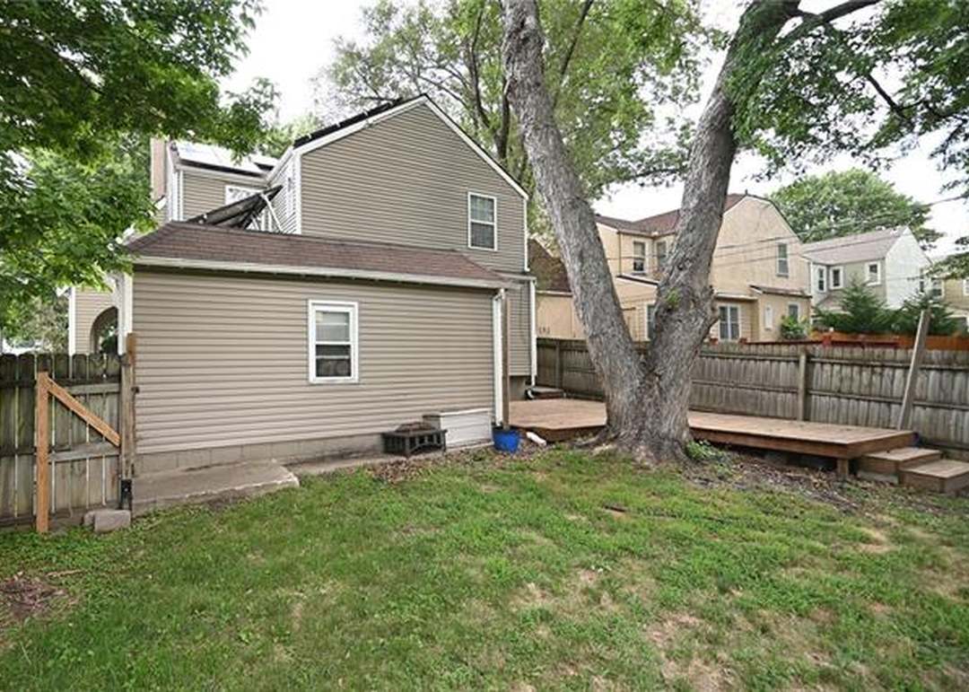 7443 Charlotte Street — photo 39