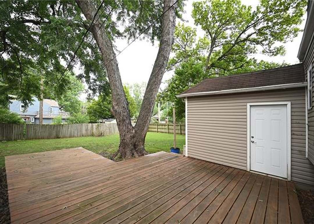 7443 Charlotte Street — photo 40