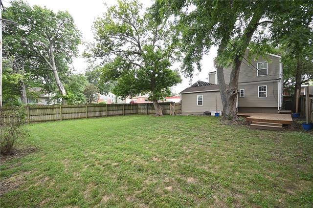 7443 Charlotte Street — photo 42
