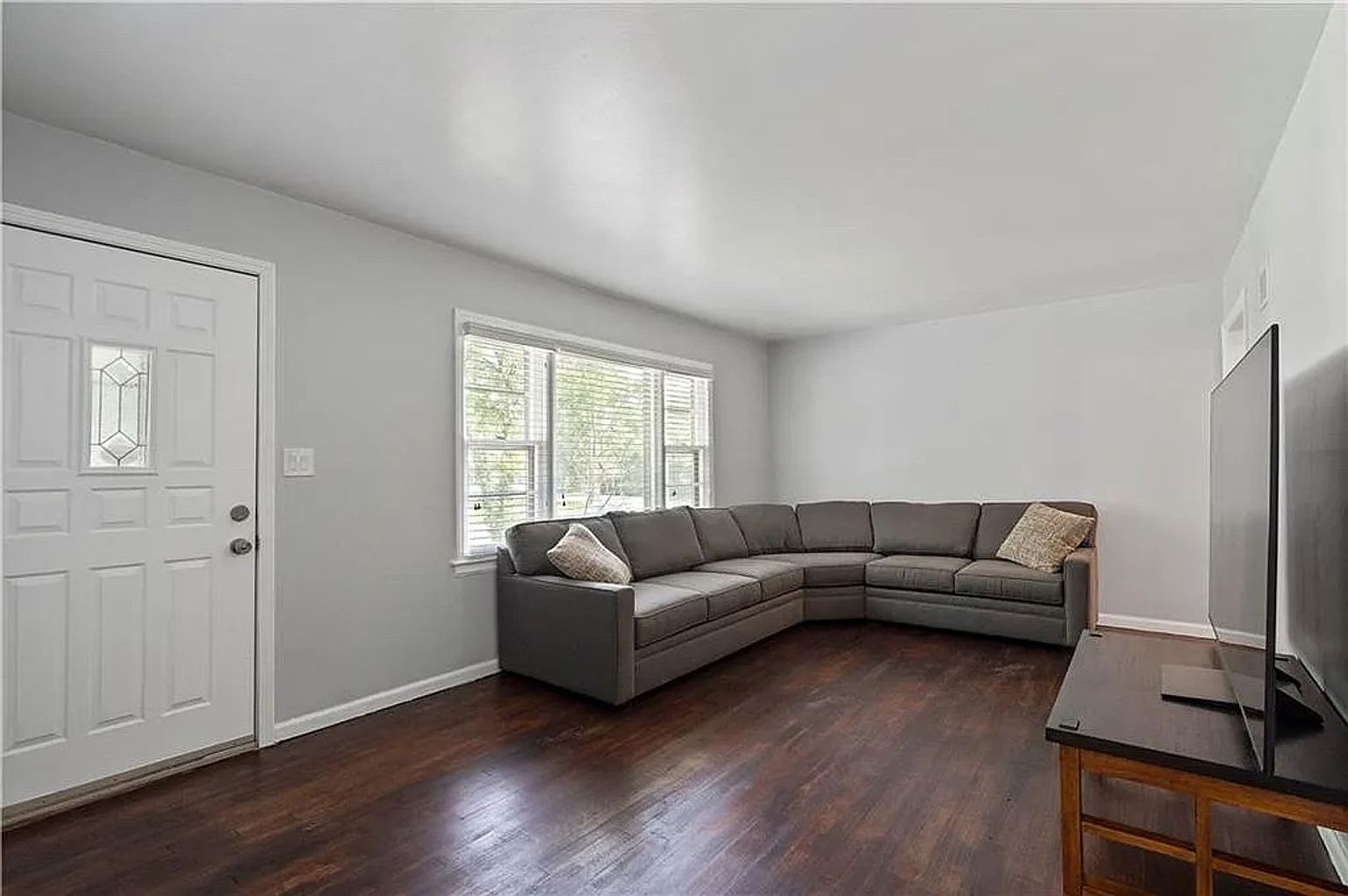 7444 Beverly Street — photo 6