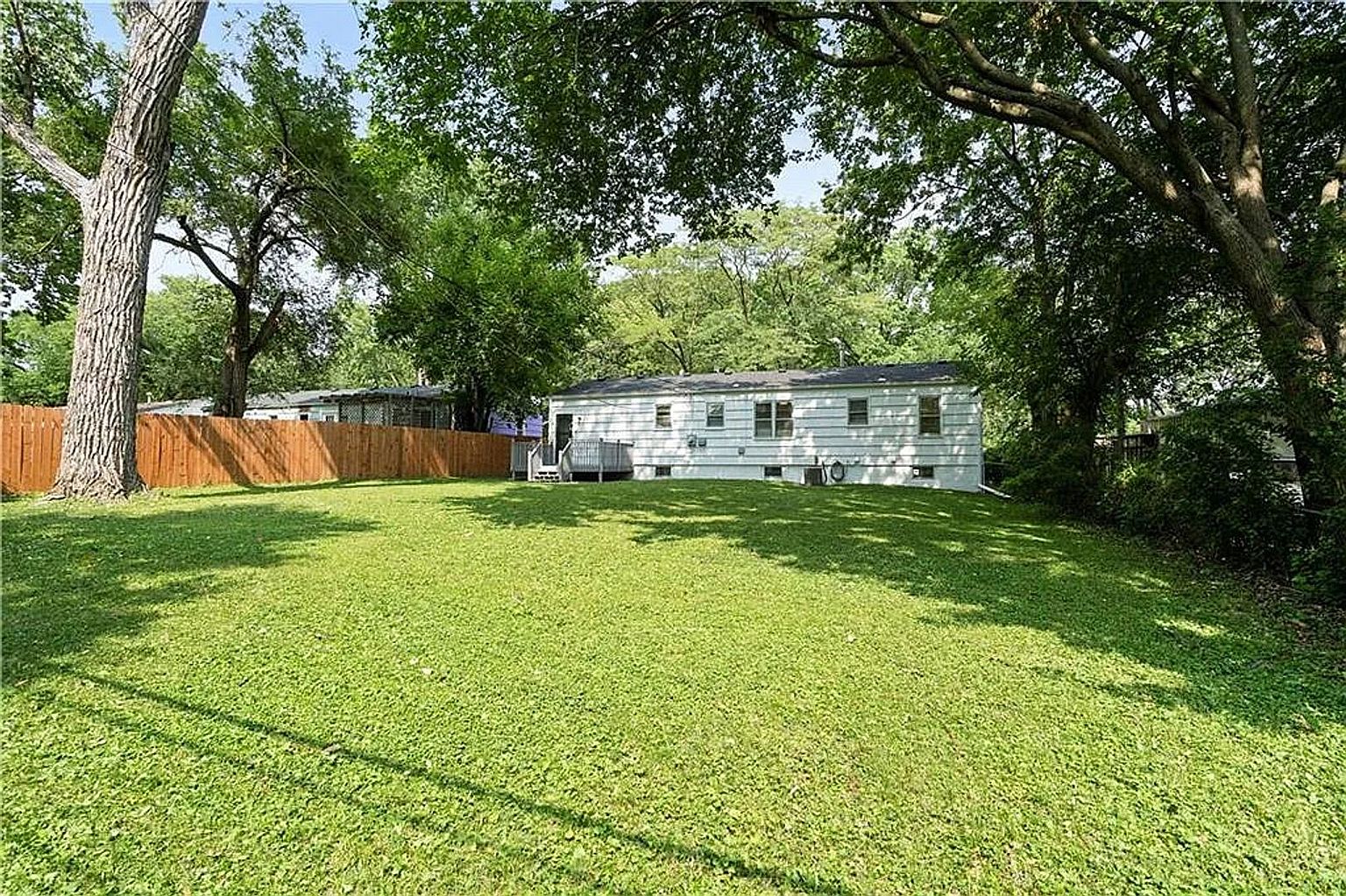 7444 Beverly Street — photo 22