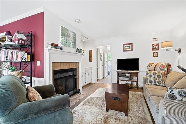 7464 NALL Avenue — photo 8