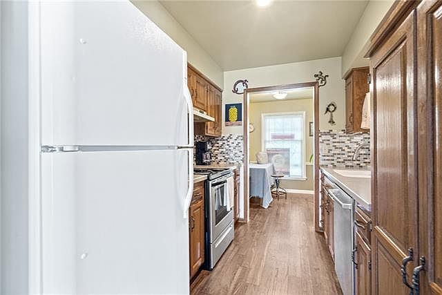 7464 NALL Avenue — photo 17