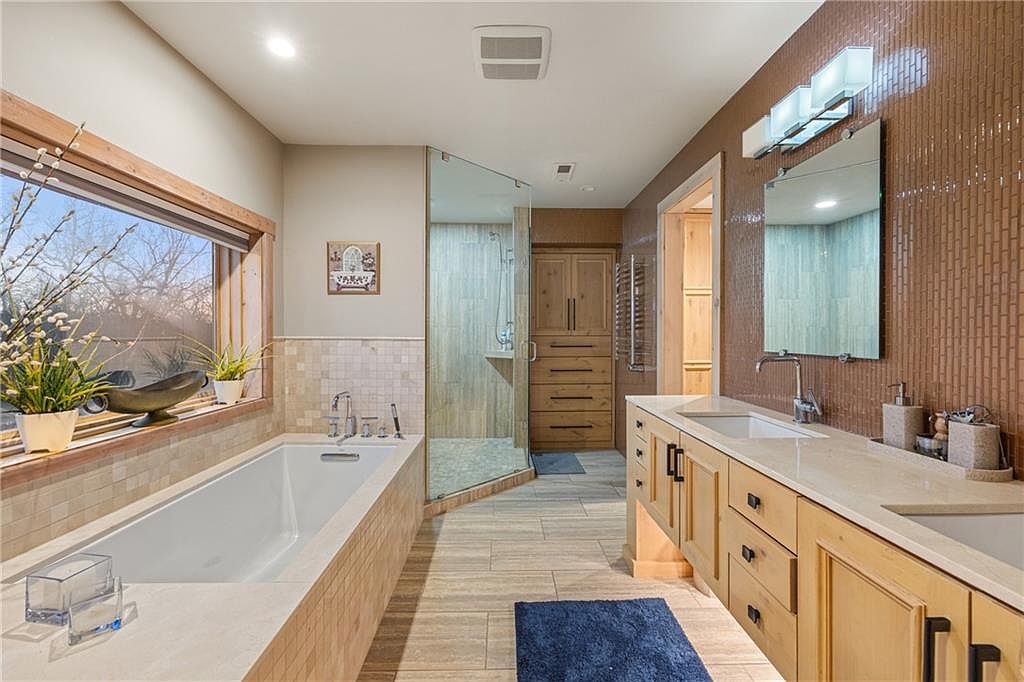 7500 Gleason Road — photo 18