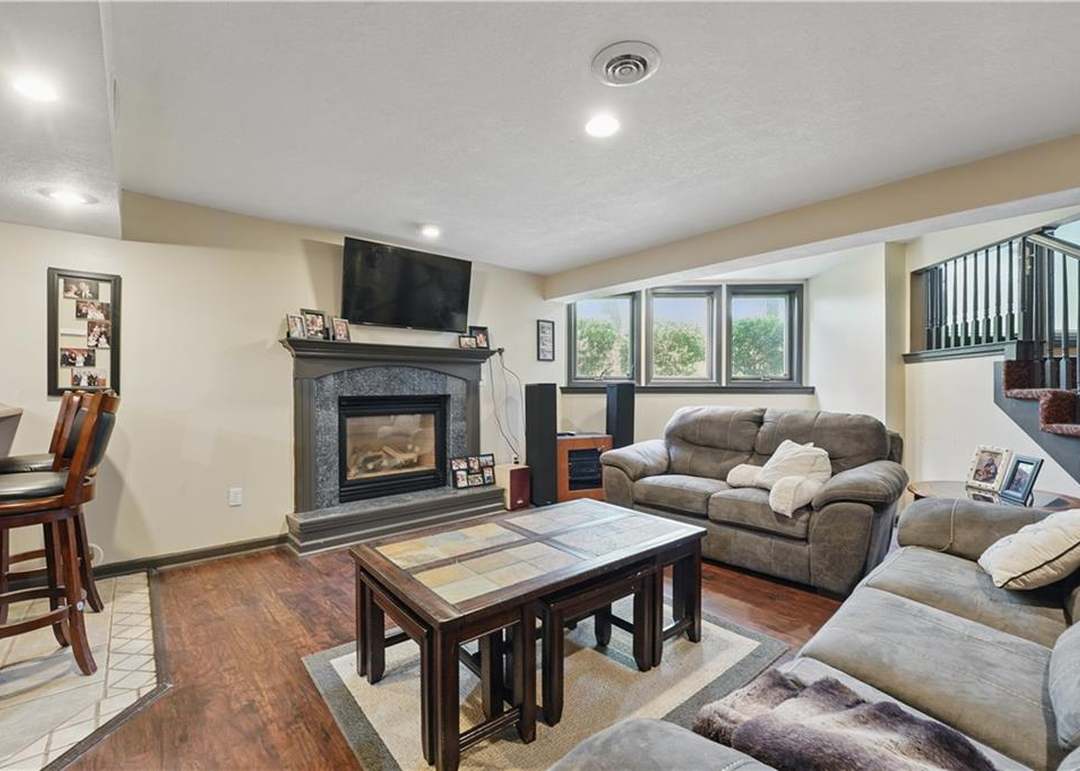 7502 W 147th Terrace — photo 30