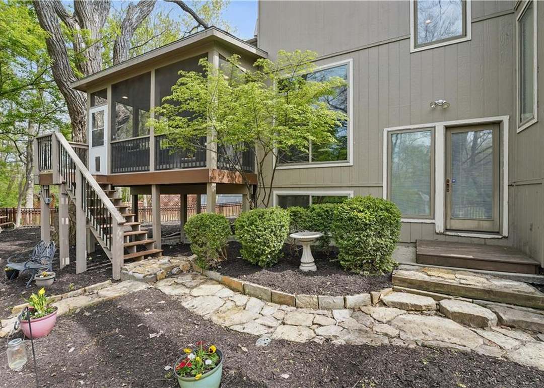 7502 W 147th Terrace — photo 60