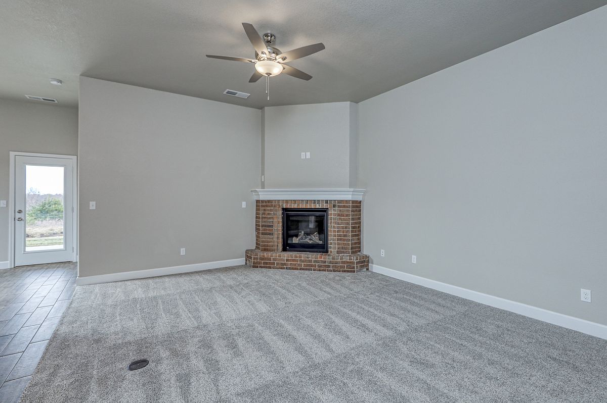 7505 McCormick Drive — photo 9