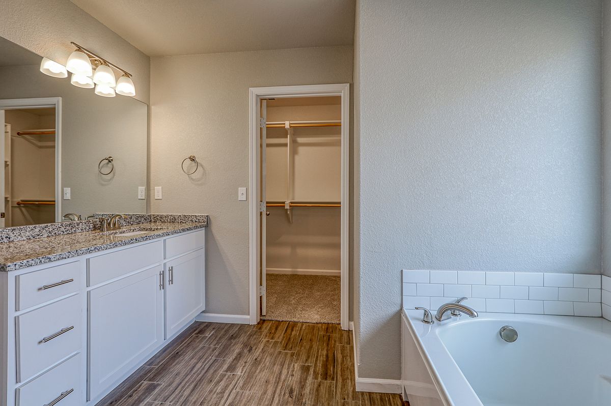 7505 McCormick Drive — photo 24