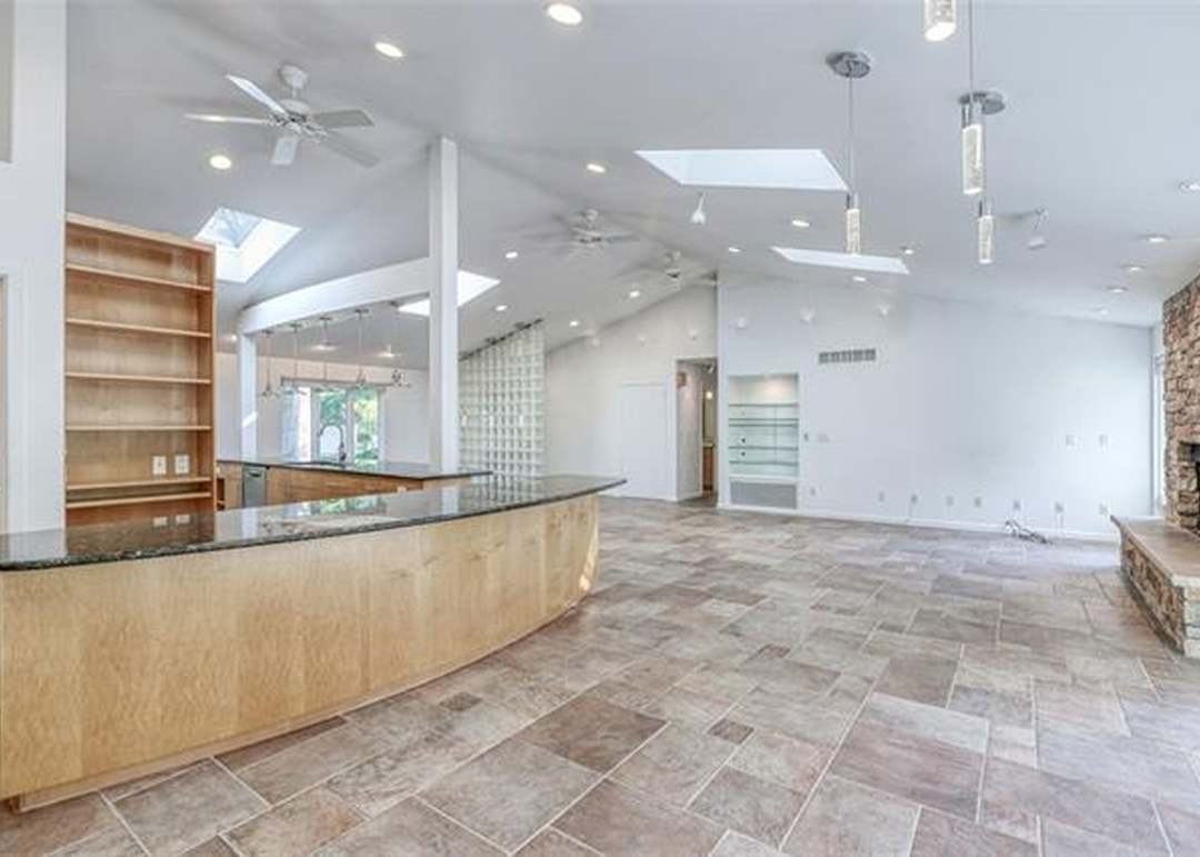 7507 W 99th Street — photo 7