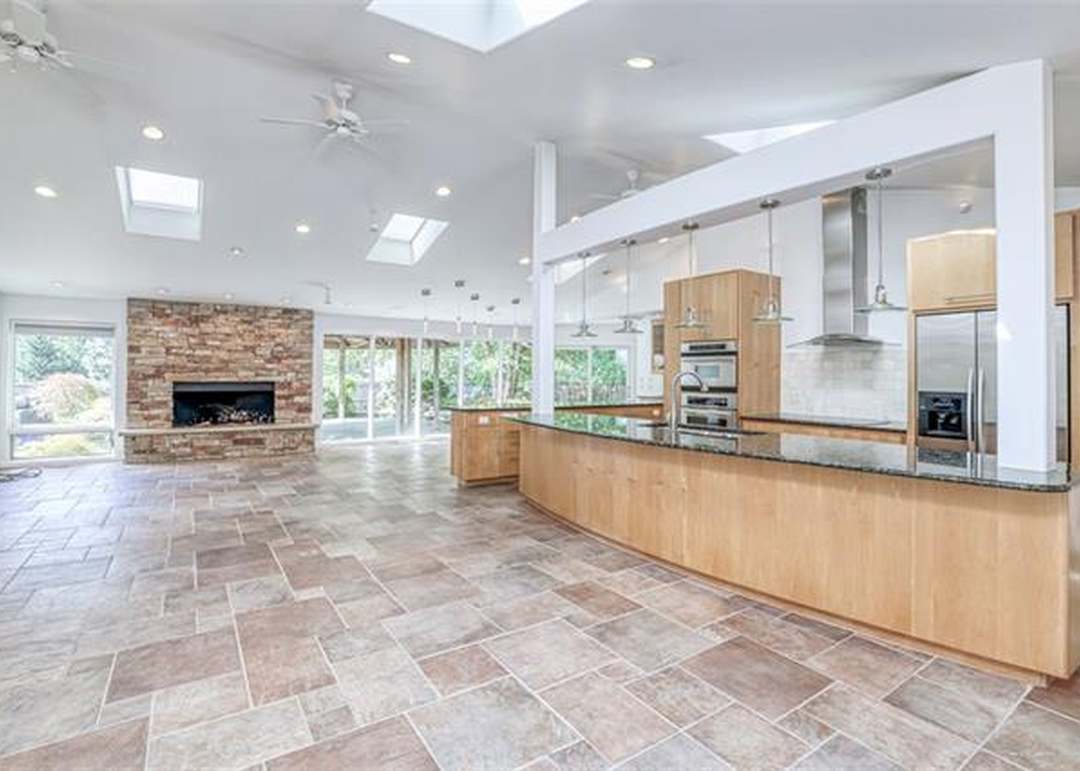 7507 W 99th Street — photo 15