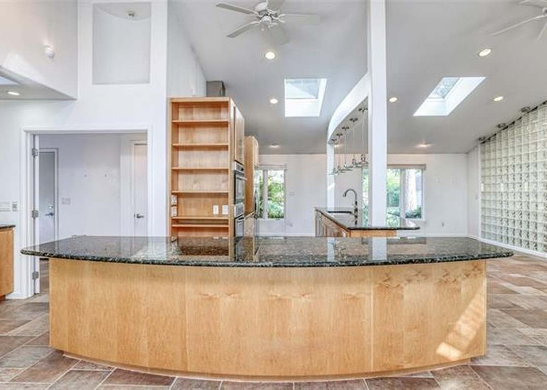 7507 W 99th Street — photo 25