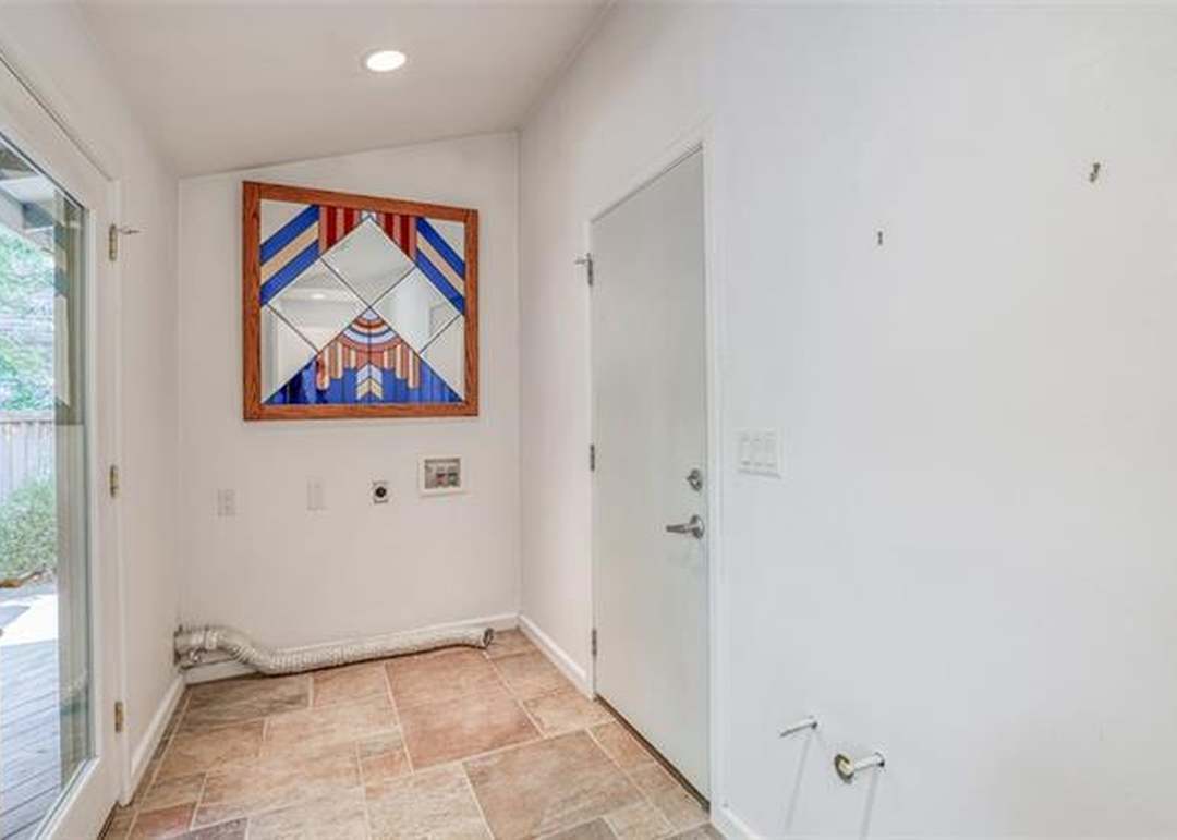 7507 W 99th Street — photo 27