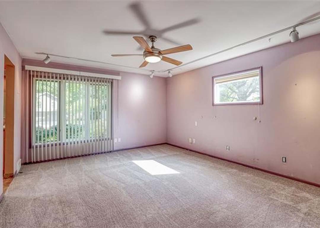7507 W 99th Street — photo 31