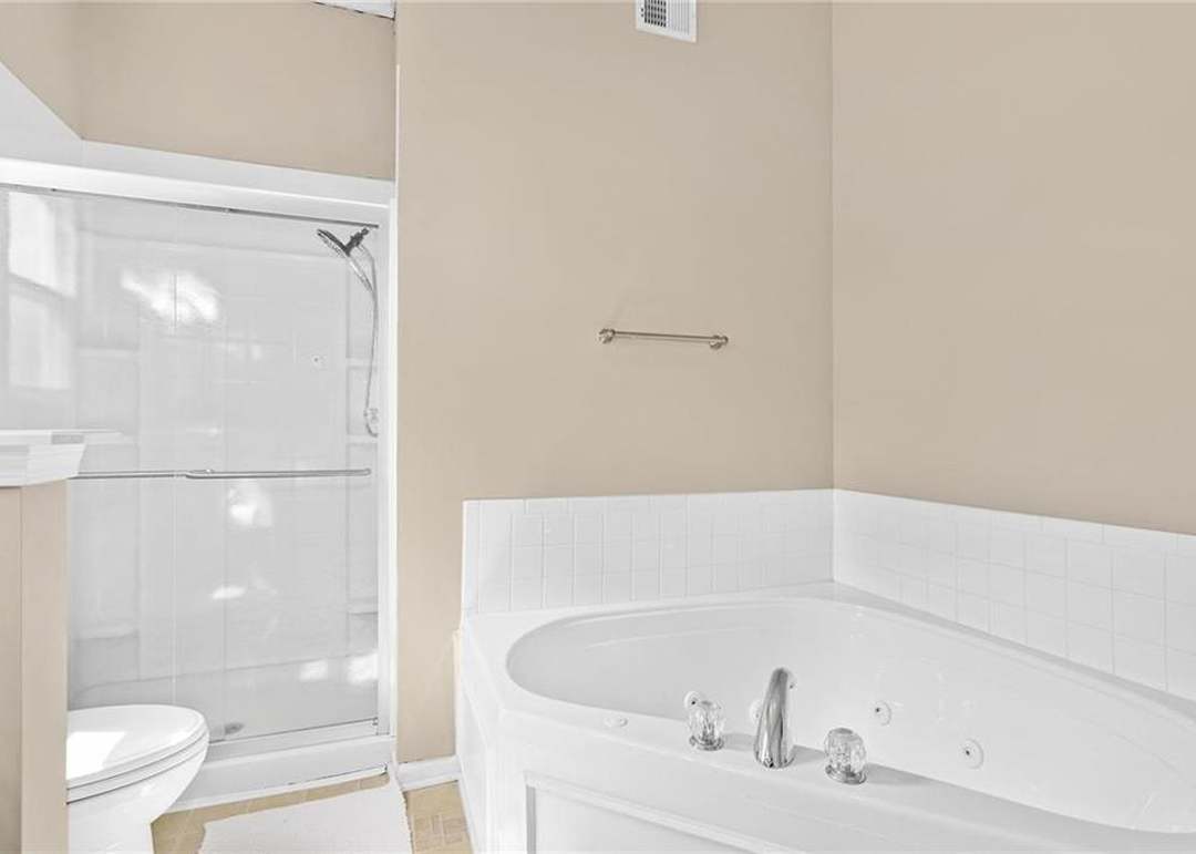 7511 W 157th Terrace — photo 7