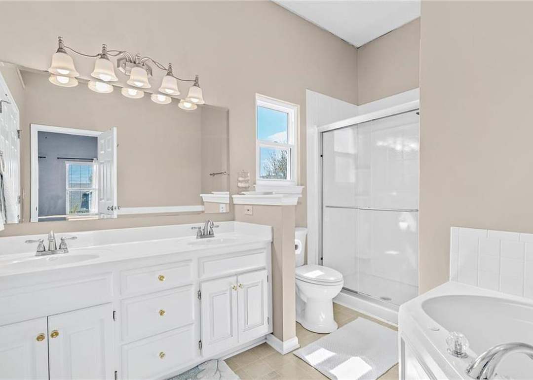 7511 W 157th Terrace — photo 30