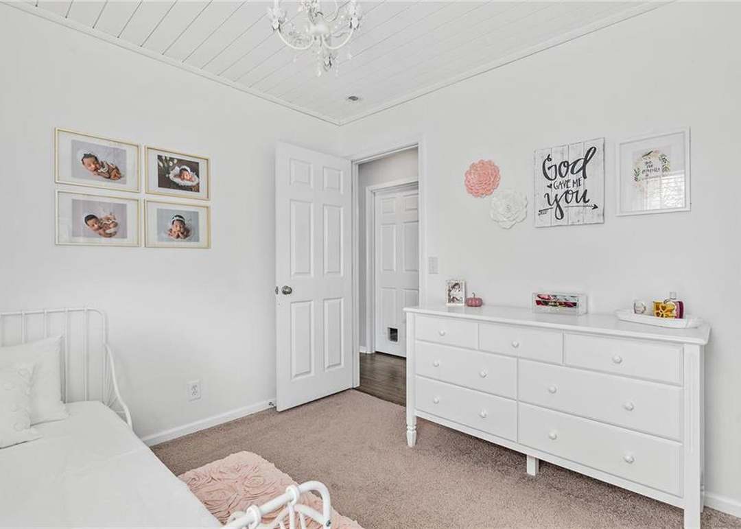 7511 W 157th Terrace — photo 32