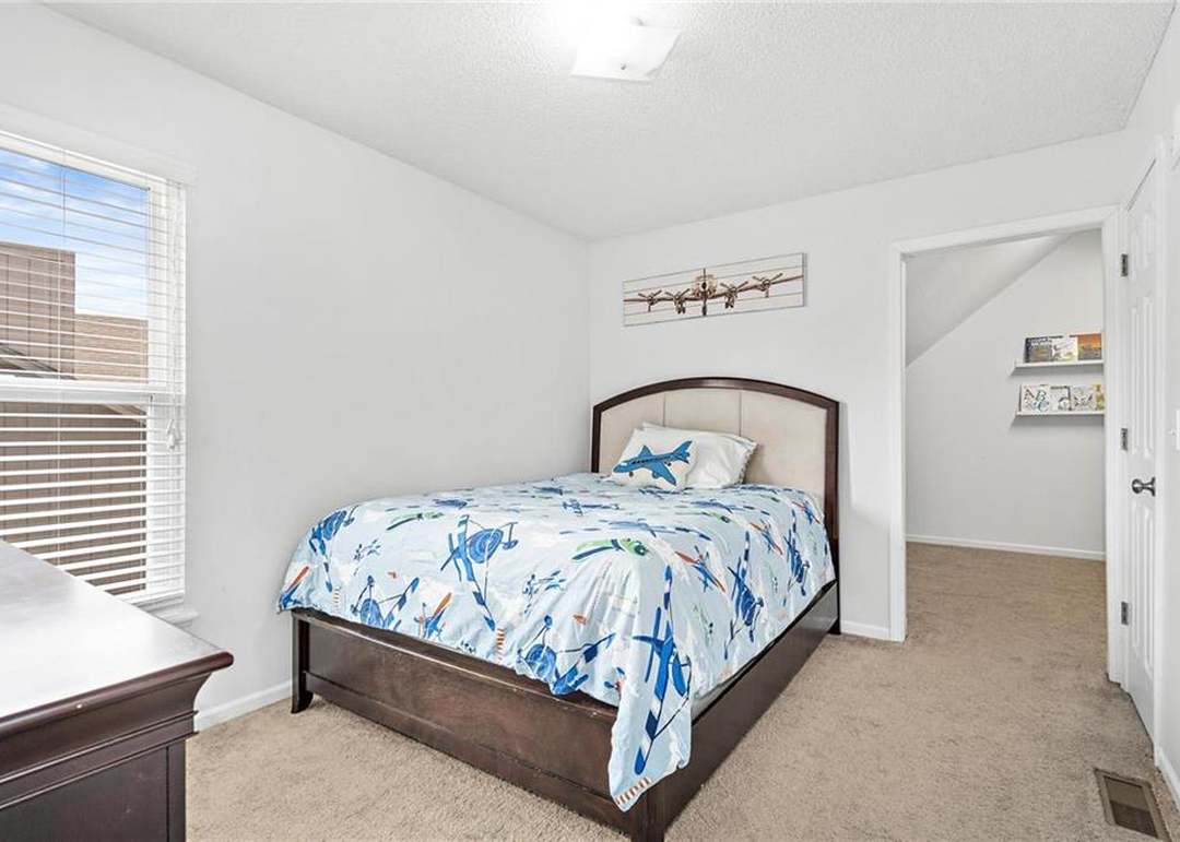 7511 W 157th Terrace — photo 35