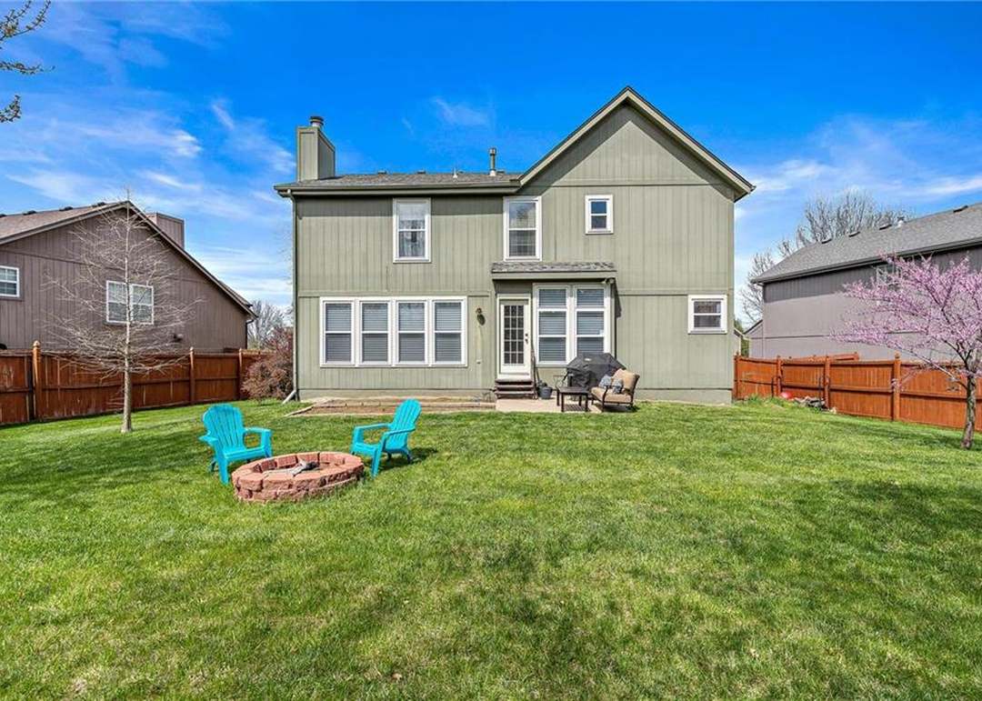 7511 W 157th Terrace — photo 41