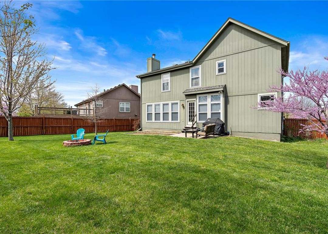 7511 W 157th Terrace — photo 42