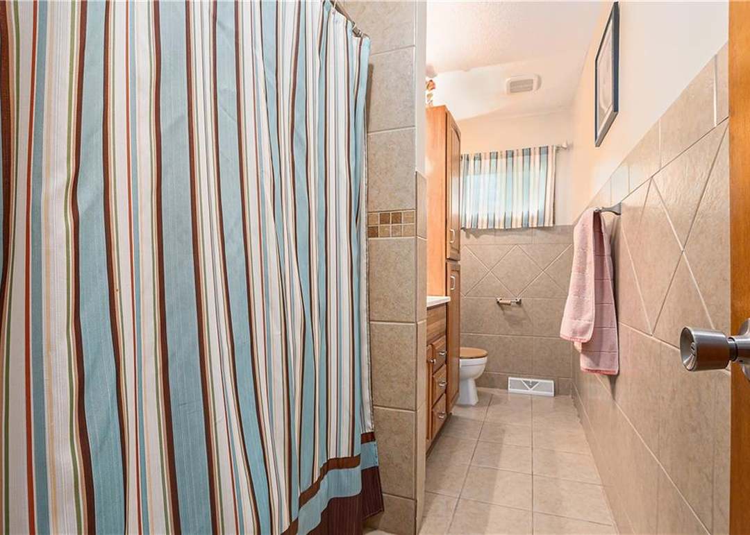 7555 Lafayette Avenue — photo 23